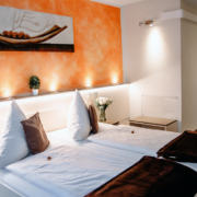 Doubleroom French Painting