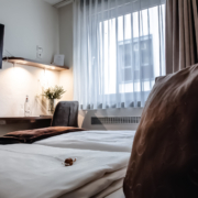 Doppelzimmer Schreibtisch